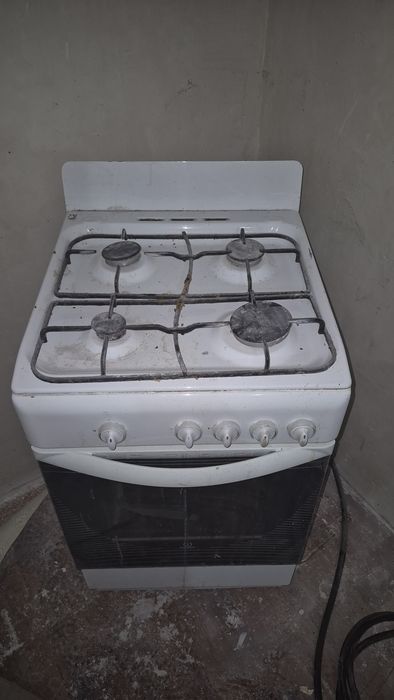 Продам газплиту 4 х ком.