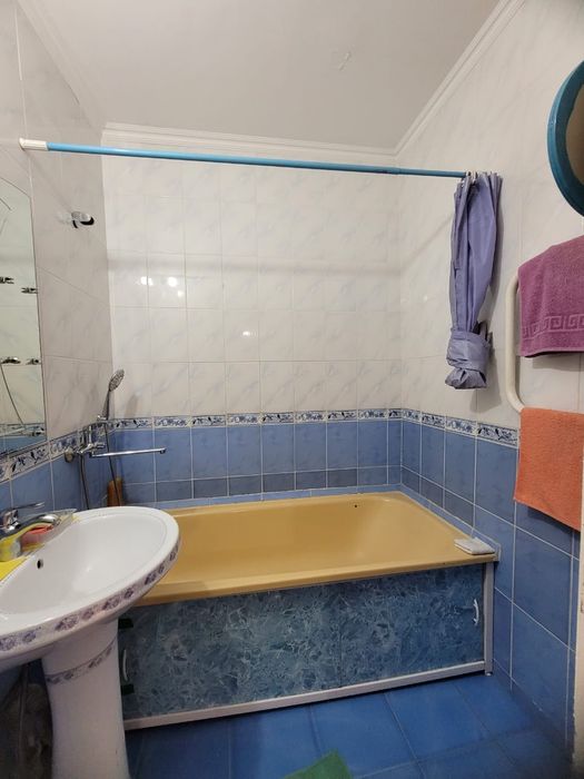 Продается 3 комн.квартира район 905 стройка