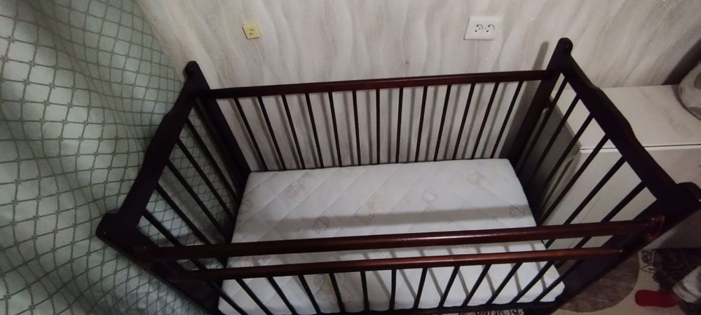 Продам детскую кровать.