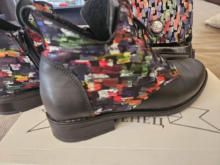 Български боти, естествена кожа, размер 40.