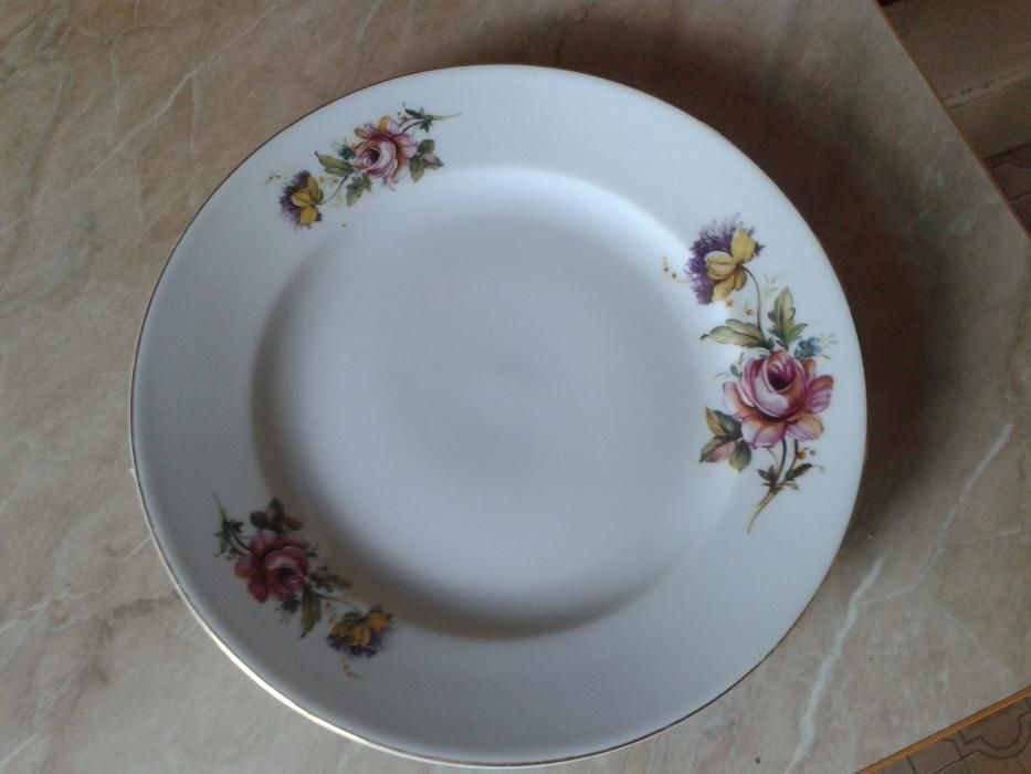 Красивая посуда сервировочная