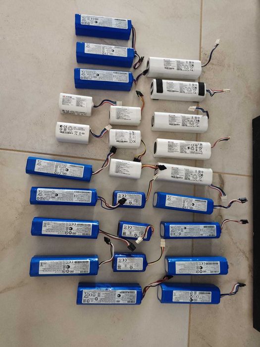 Roboti Aspirator Xiaomi si Roborock x20+ , X10+ , S10+ , X20 MAX etc si acumulatori extra
