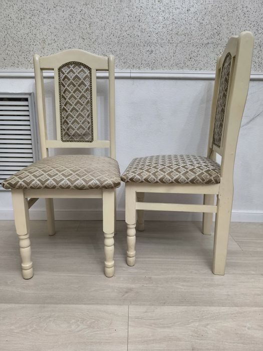 2 стула (дерево)