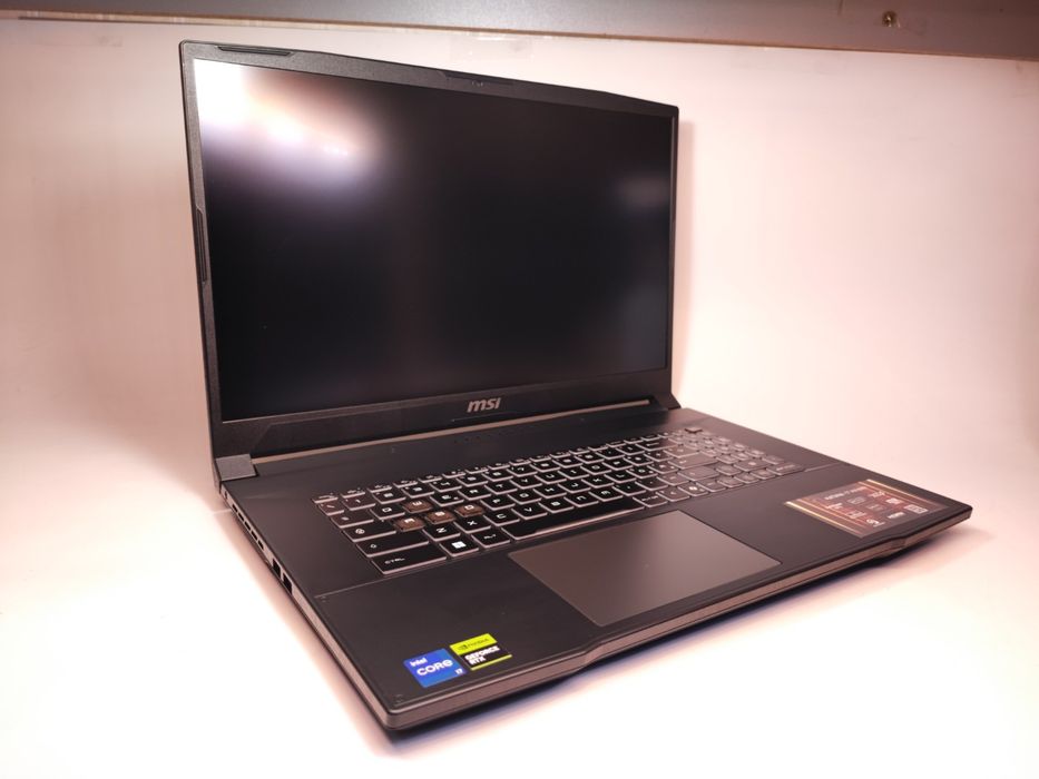 MSI Katana 17 HX i7-14650HX 2.2Ghz RTX 5070 8GB SSD 1TB/16 | #D93025
