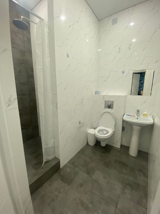 Сдам посуточно 1 комн ЖК Космос