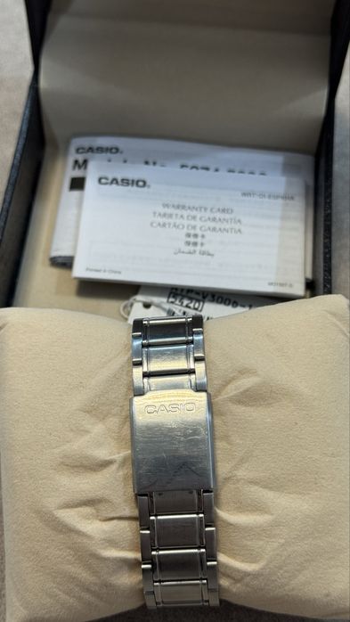 Продам часы Casio