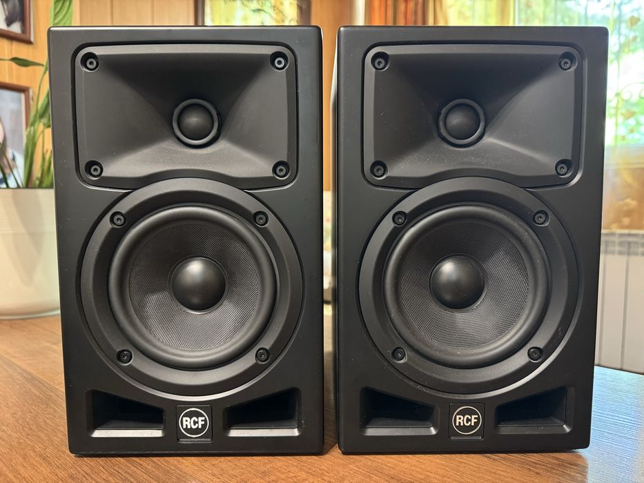 Студийные мониторы RCF AYRA PRO5