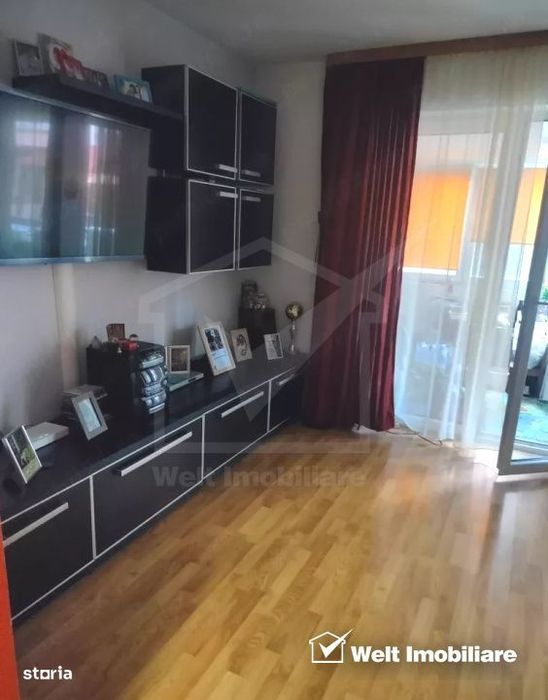 Apartament 60 mp, garaj, parcare exterioara, zona Primaria Floresti