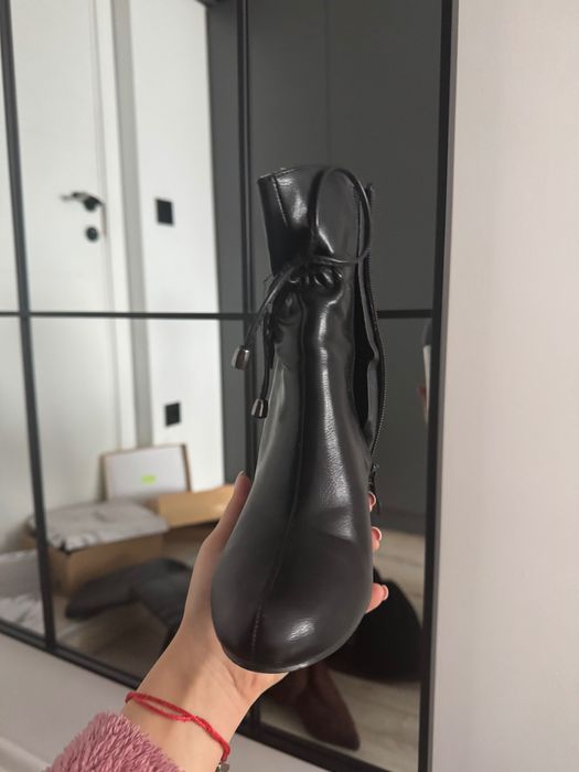 Боти на дебел ток