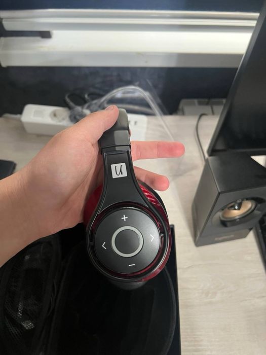 Беспроводные наушники Buedio UFO