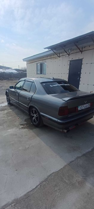 1990жыдғы 2.5газ бензин