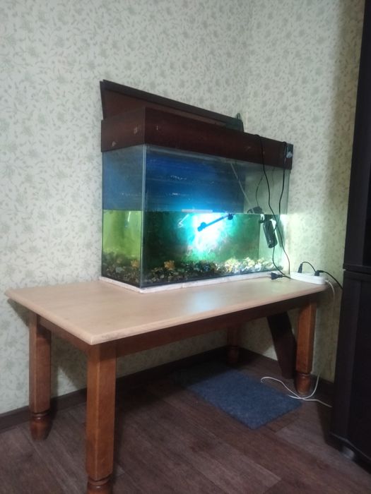 Аквариум 50л со столом