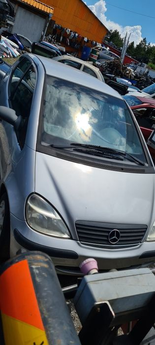 Мерцедес А-140 на части