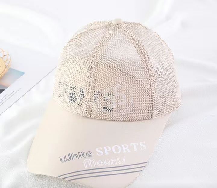 Бейсболка с вентилятором