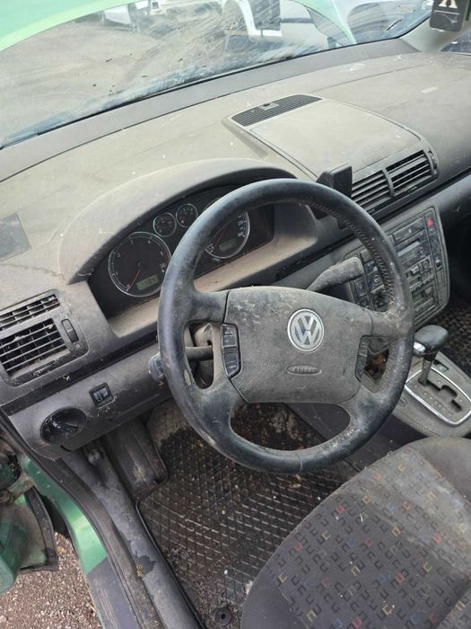 **САМО НА ЧАСТИ***  VW Sharan 1.9TDI, Automat

-
