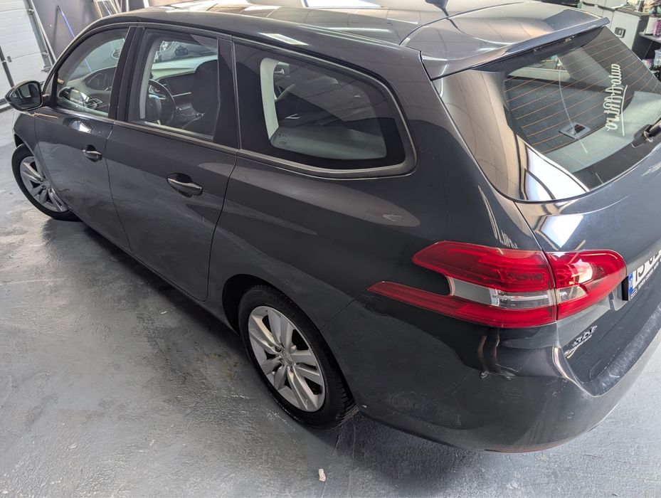 Peugeot 308 SW 1.6 BlueHDi 120 CP Automat – 11/2016 – 139.000 km
