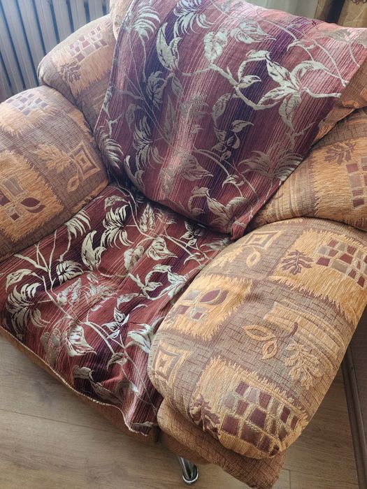 Продам диван и кресло