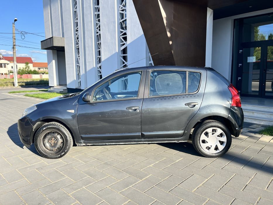 Vând Dacia Sandero *1.5 dci - 2010* EURO 5 ambiance