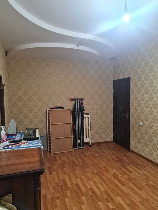 Олмазор коракамишда 4 хона сотилади