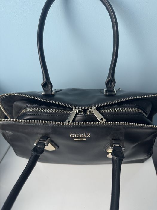 Guess стилна дамска чанта