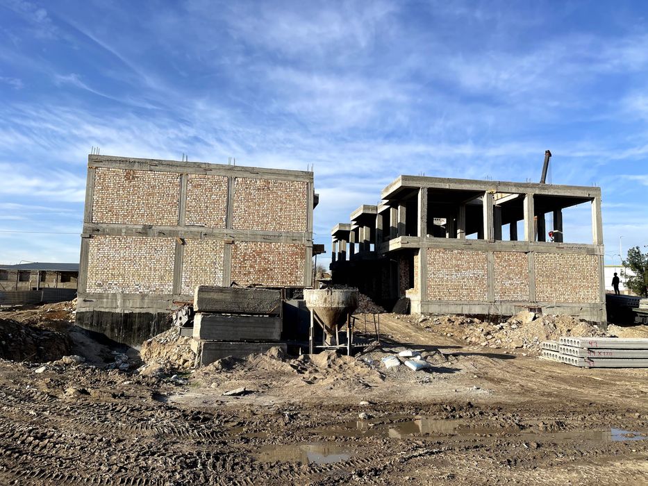 Продаю коттеджи. 1.7 сотки. 300м2.