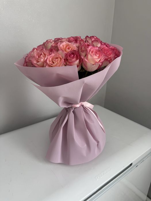 Букет цветов роза 25 штук