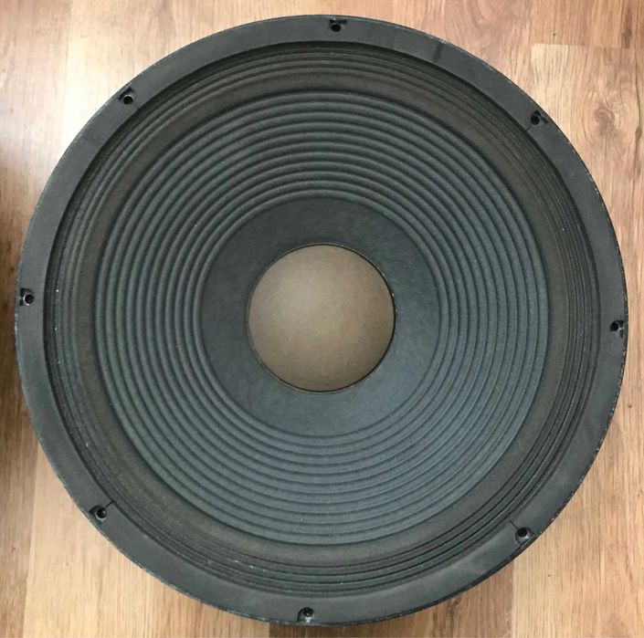 Difuzor woofer 15 inch JBL 2226HPL 8 ohmi, subwoofer 15” Beyma 15K200