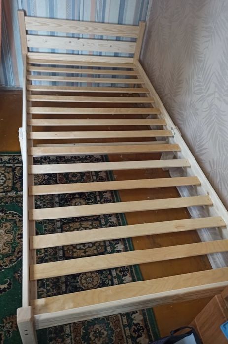 Новые кровати из сосны