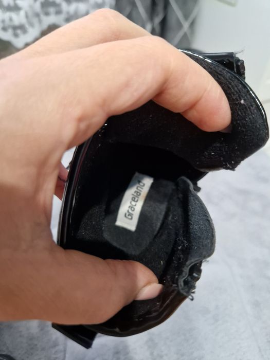 Vând ghetuțe pentru fete Nr. 25 Graceland Deichman