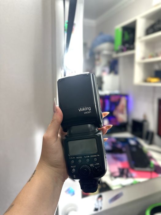 Canon EOS 250D с полной комплектацией