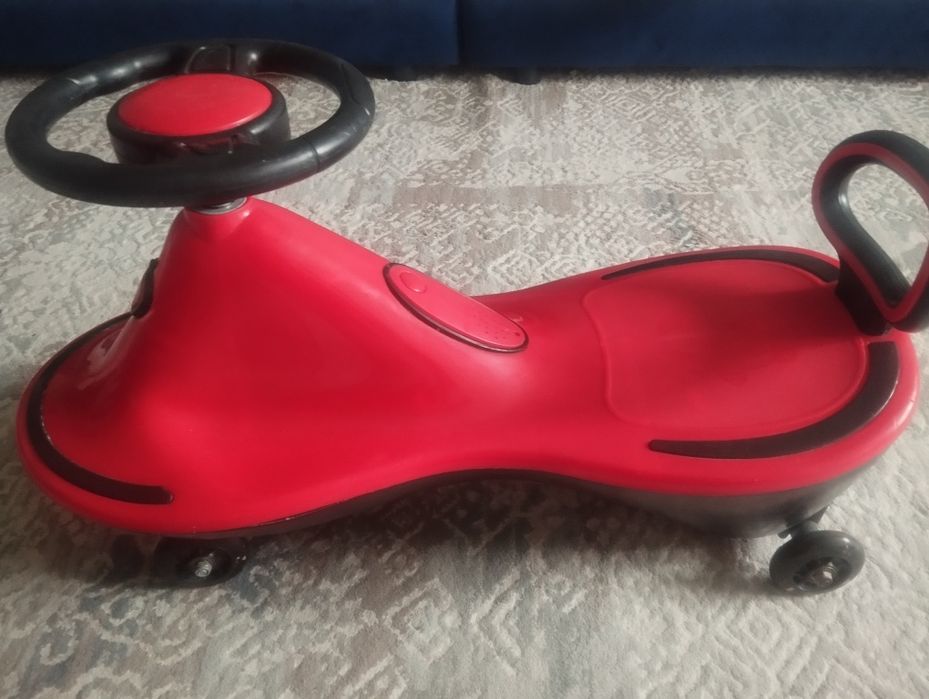 Продается детская машина