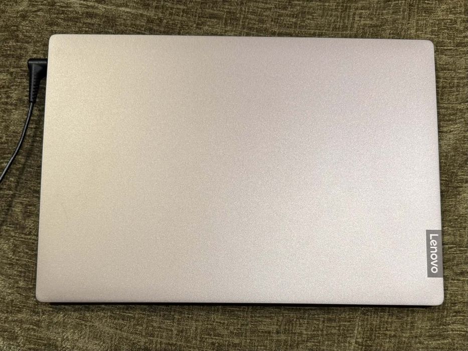 Лаптоп Lenovo IdeaPad S540-14API + чанта