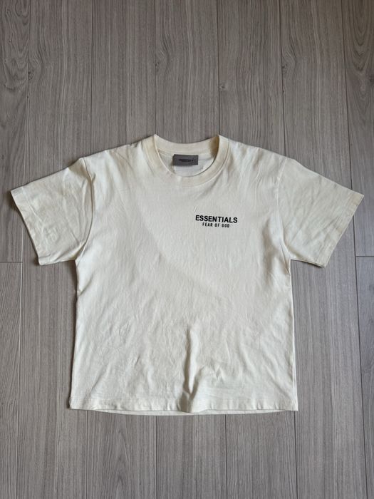 Essentials short tshirt