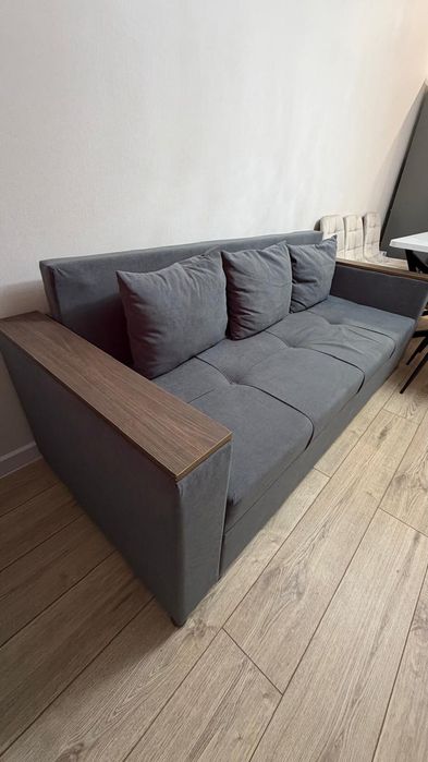 Диван новый в хорошем состоянии