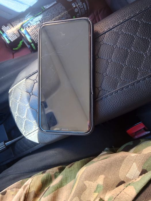 Айфон xs продам