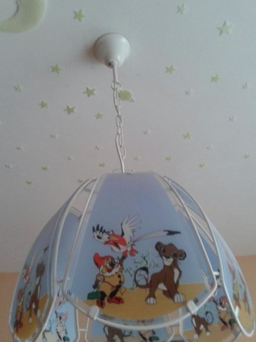 Полилеи за детска стая