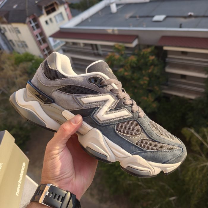 New Balance 9060 Dark Grey 43