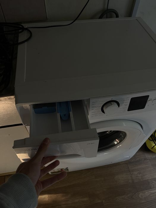 Пералния Crown - в гаранция, използвана няколко пъти.