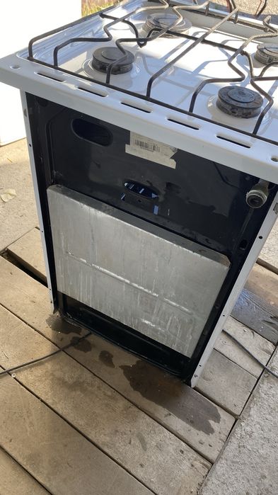 Газовый плита flama