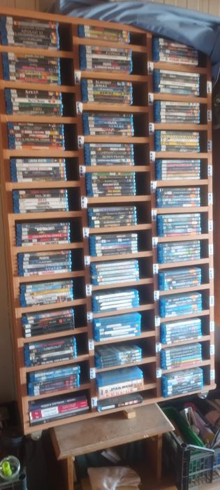 Vând colecție DVD și BlueRay 3D