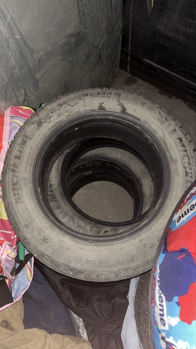 Продам шины зимние