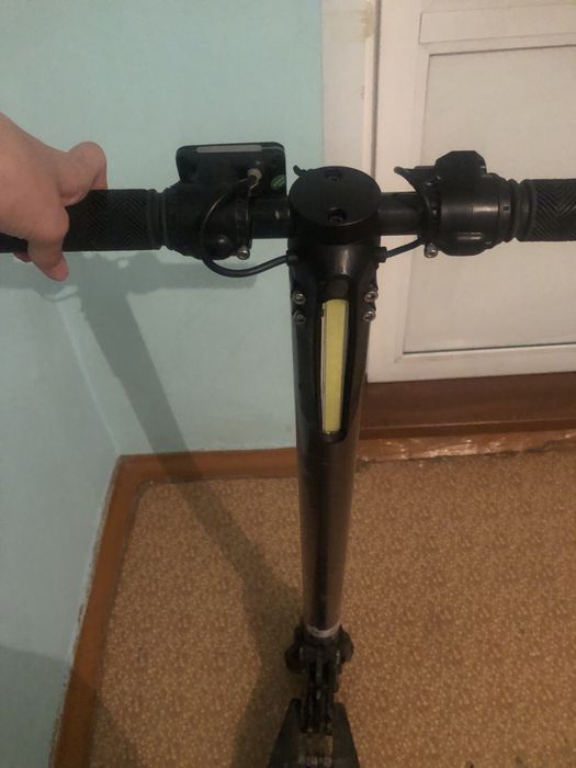 Электронный самокат