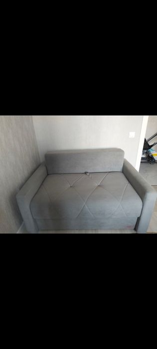 Продам срочно диван