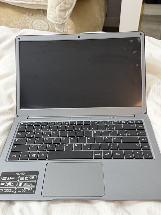 ноутбук PEAQ Notebook Slim S130.