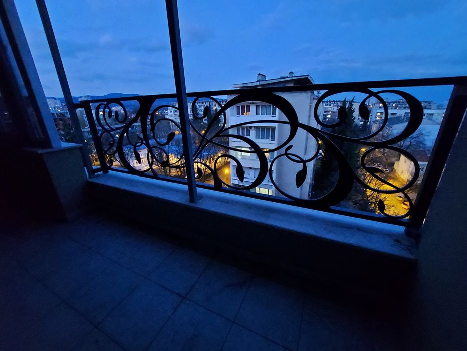 Изработване на Парапети,врати,огради и много други