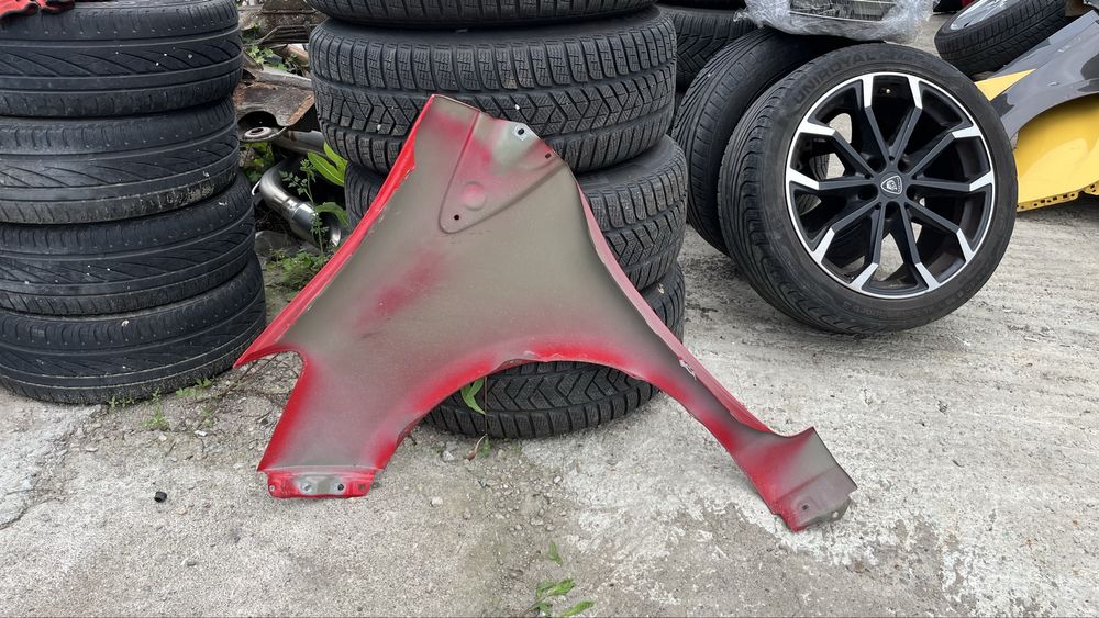Десен и ляв калник Toyota Yaris 2011-2020