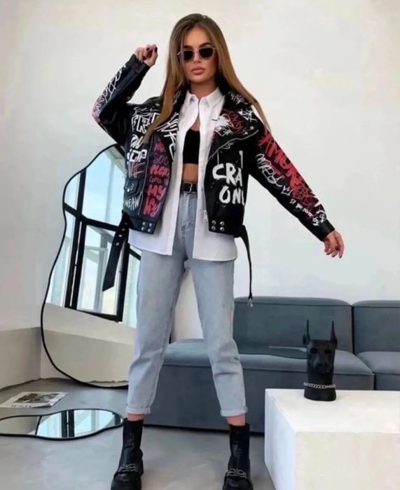 Стильная женская куртка Oversize