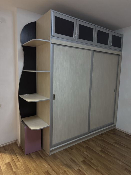 Продам шкаф купе