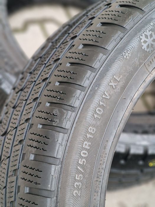 235 50 18 kumho    .