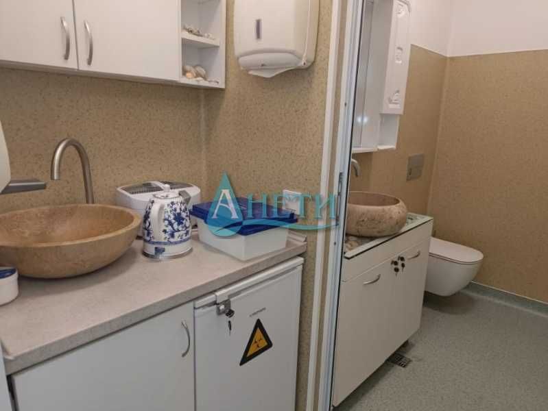 Действащ стоматологичен кабинет под наем в Дружба 2 бул.Ц.Лазаров, метро. На смени или целодневно